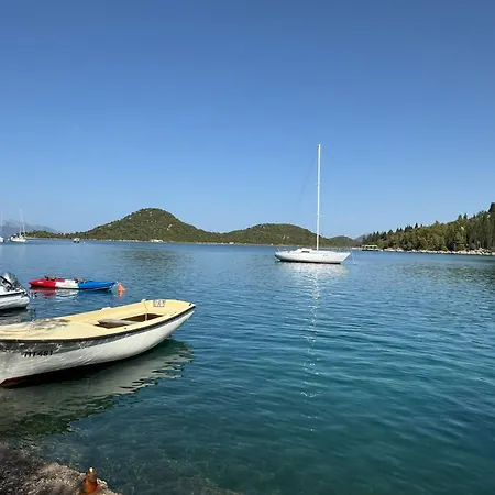 Beachside 2-bed Bliss! Appartamento Blace