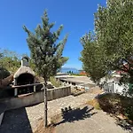 Beachside 2-bed Bliss! Blace