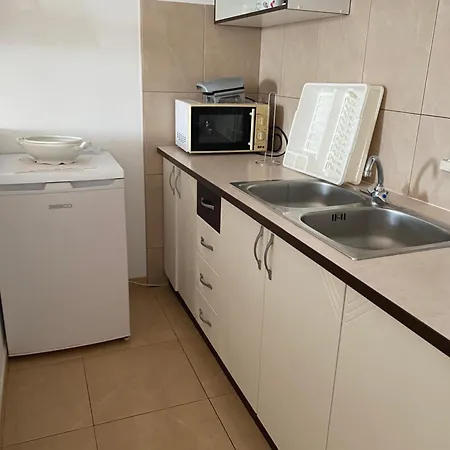 Beachside 2-bed Bliss! شقة *