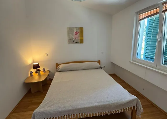 Beachside 2-bed Bliss! Blace