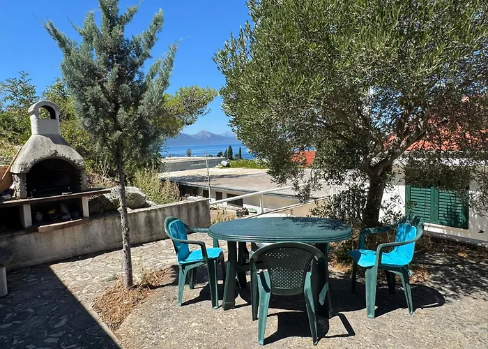 Beachside 2-bed Bliss! Blace